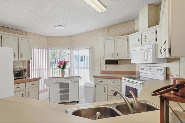 4908 6TH B STREET E, Bradenton, FL 34203