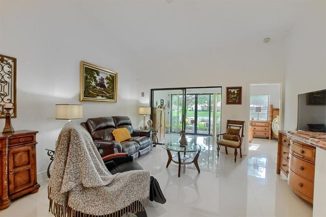 65 Centennial Ct 65, Deerfield Beach, FL 33442