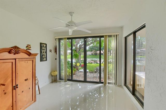 65 Centennial Ct 65, Deerfield Beach, FL 33442