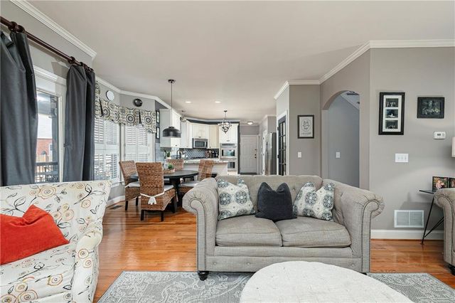 5611 Hedge Brooke Lane NW, Acworth, GA 30101