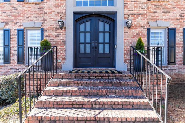 5611 Hedge Brooke Lane NW, Acworth, GA 30101