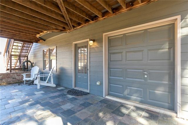 5611 Hedge Brooke Lane NW, Acworth, GA 30101