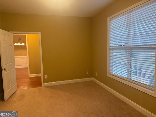 1422 New Holland Circle, Mcdonough, GA 30252