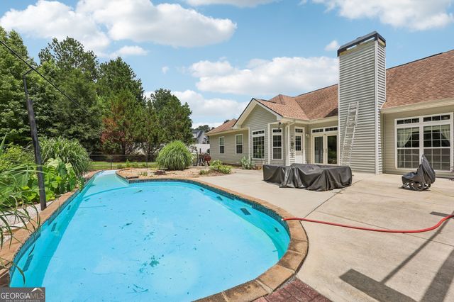 1422 New Holland Circle, Mcdonough, GA 30252