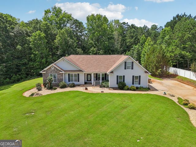 1422 New Holland Circle, Mcdonough, GA 30252
