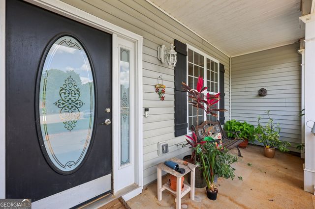 1422 New Holland Circle, Mcdonough, GA 30252