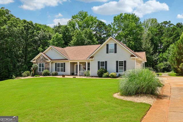 1422 New Holland Circle, Mcdonough, GA 30252