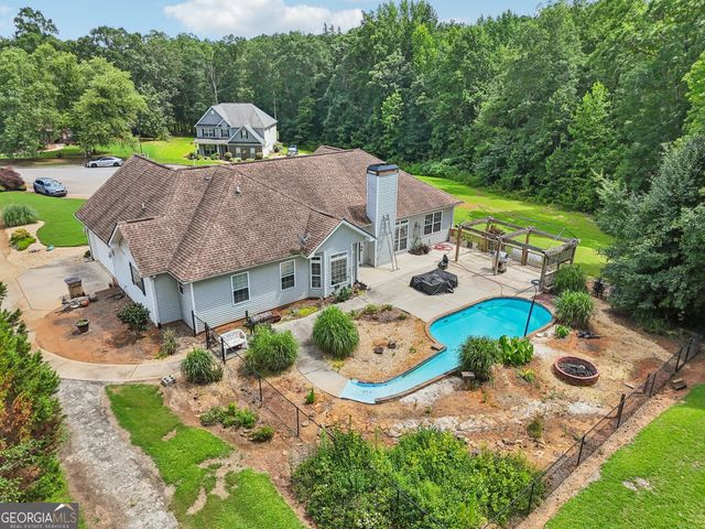 1422 New Holland Circle, Mcdonough, GA 30252