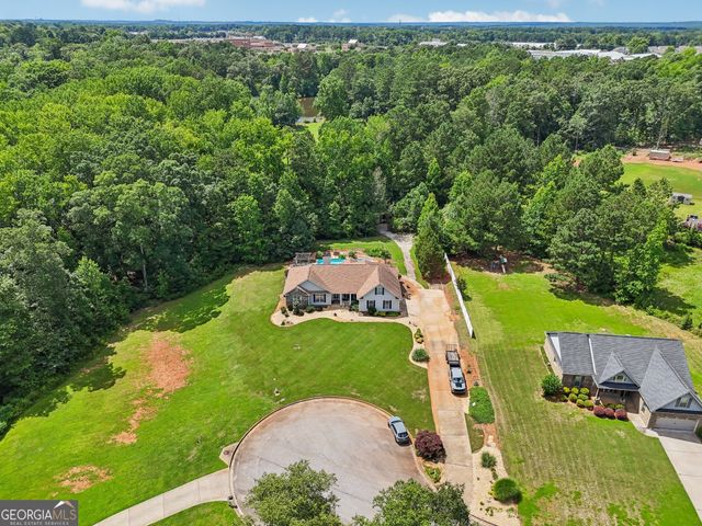 1422 New Holland Circle, Mcdonough, GA 30252