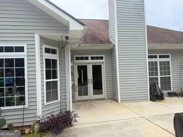 1422 New Holland Circle, Mcdonough, GA 30252