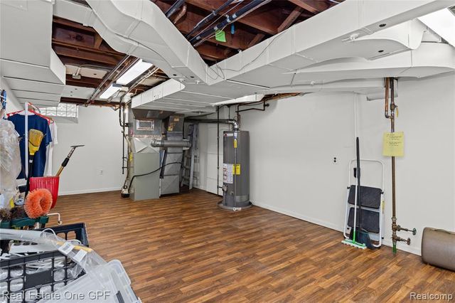 16904 Saint Paul Street, Grosse Pointe, MI 48230