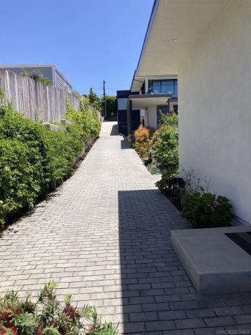 339 S Granados 2, Solana Beach, CA 92075