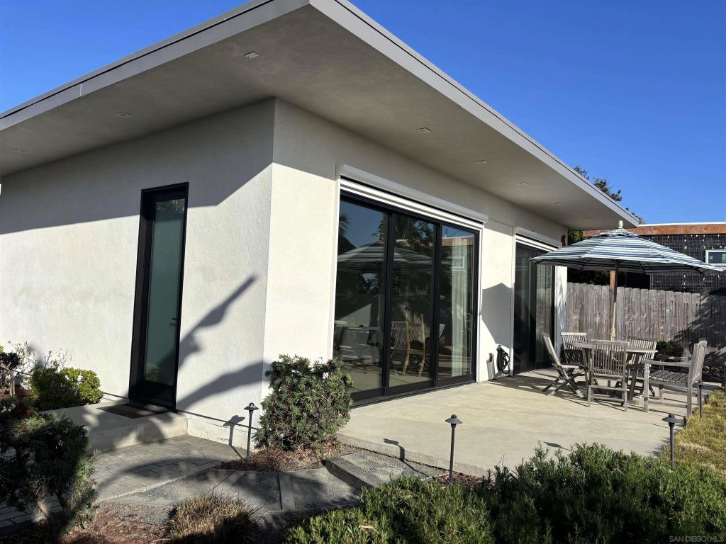 339 S Granados 2, Solana Beach, CA 92075