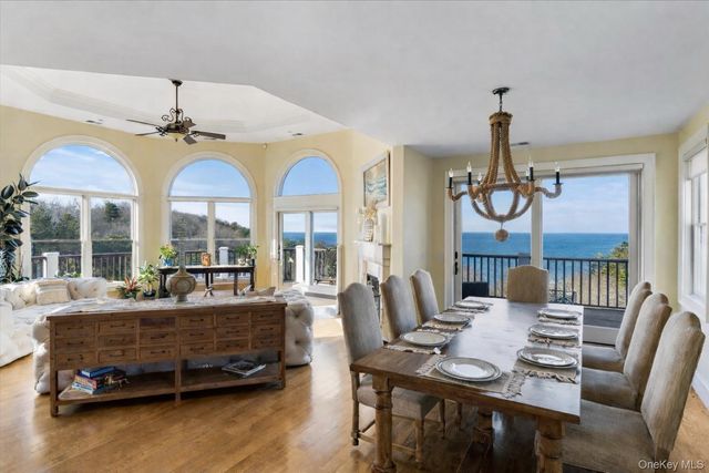 3172 Sound Avenue, Riverhead, NY 11901