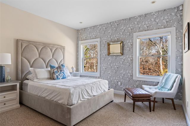 3172 Sound Avenue, Riverhead, NY 11901