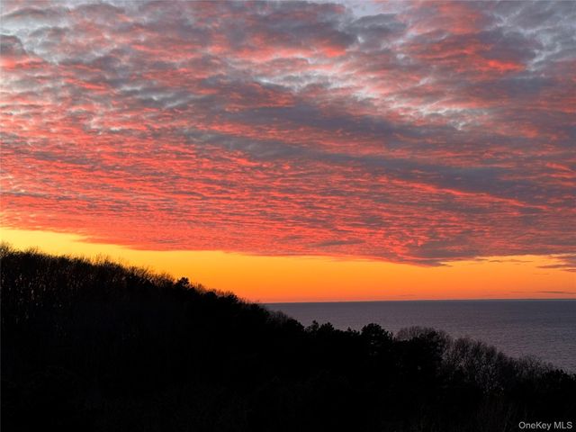 3172 Sound Avenue, Riverhead, NY 11901