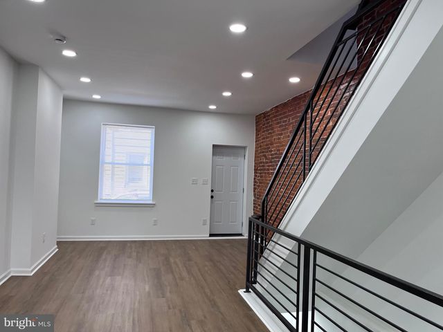 2711 N RINGGOLD ST, Philadelphia, PA 19132