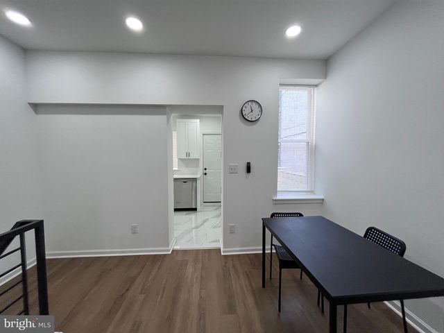 2711 N RINGGOLD ST, Philadelphia, PA 19132