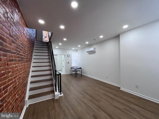 2711 N RINGGOLD ST, Philadelphia, PA 19132