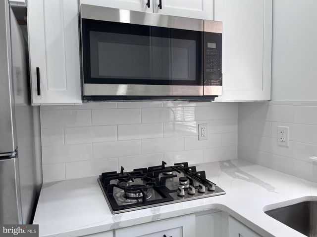 2711 N RINGGOLD ST, Philadelphia, PA 19132