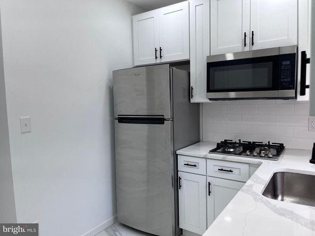 2711 N RINGGOLD ST, Philadelphia, PA 19132