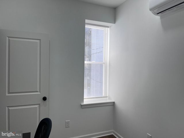 2711 N RINGGOLD ST, Philadelphia, PA 19132