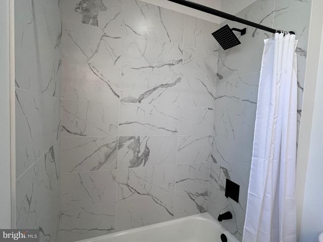 2711 N RINGGOLD ST, Philadelphia, PA 19132