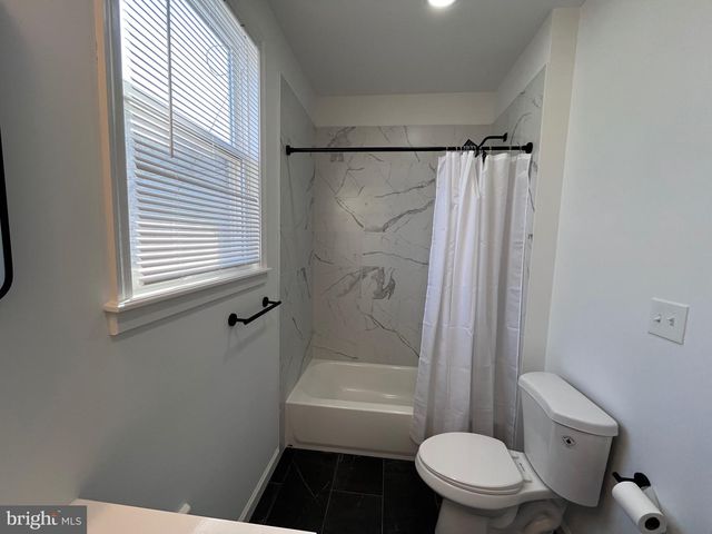 2711 N RINGGOLD ST, Philadelphia, PA 19132