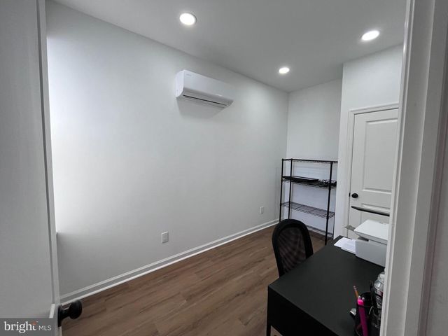 2711 N RINGGOLD ST, Philadelphia, PA 19132