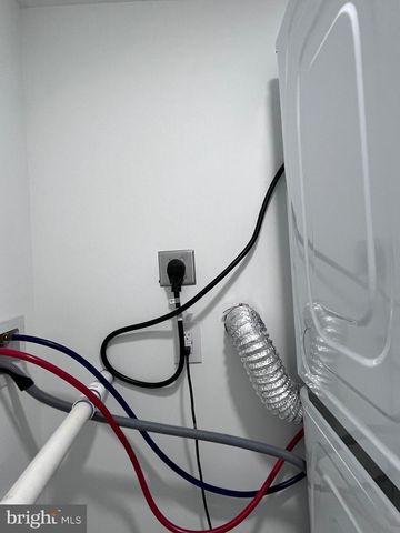 2711 N RINGGOLD ST, Philadelphia, PA 19132