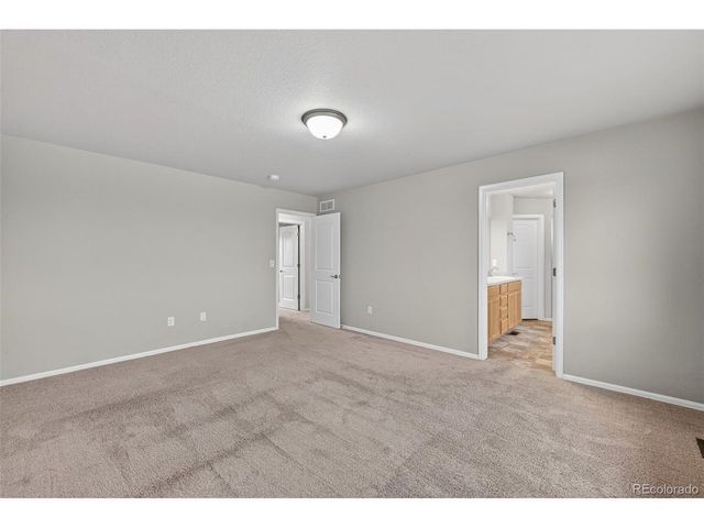 1616 104th Avenue Pl, Greeley, CO 80634