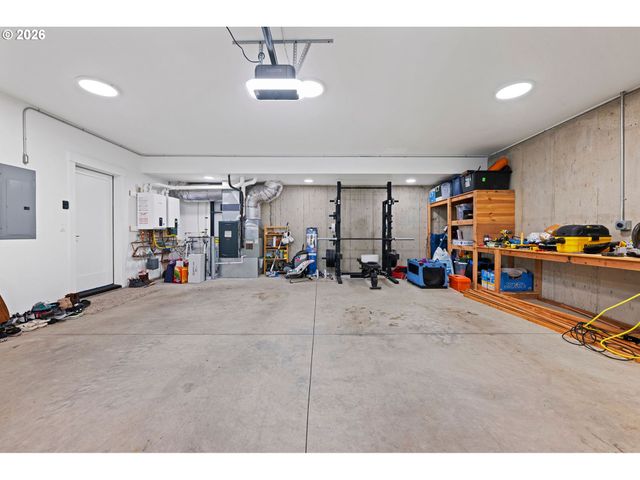 280 E 5TH Ave, Cannon Beach, OR 97110