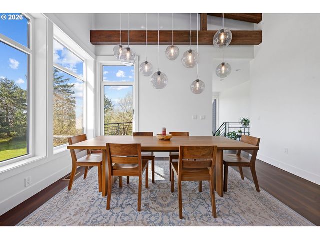 280 E 5TH Ave, Cannon Beach, OR 97110