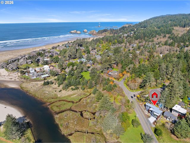280 E 5TH Ave, Cannon Beach, OR 97110