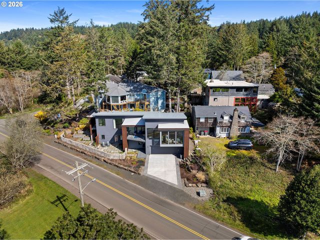 280 E 5TH Ave, Cannon Beach, OR 97110