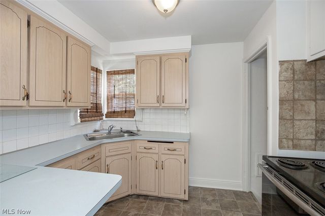 5219 Henry Street, Maple Heights, OH 44137