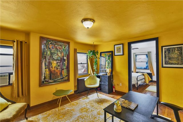 4072 Franklin Rd, Perry Hilltop, PA 15214