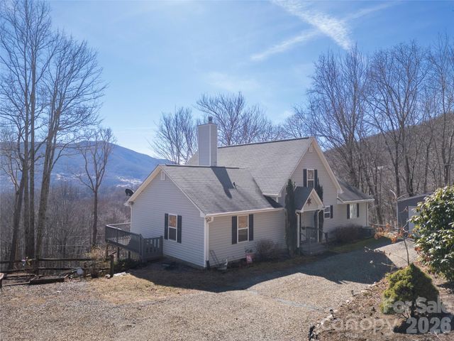 872 Mountainside Drive, Waynesville, NC 28786