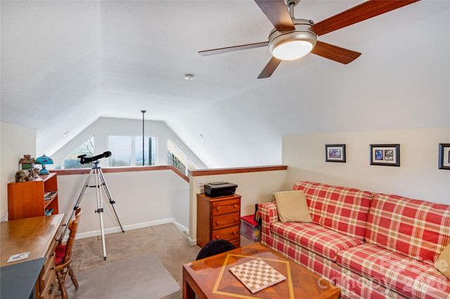 872 Mountainside Drive, Waynesville, NC 28786