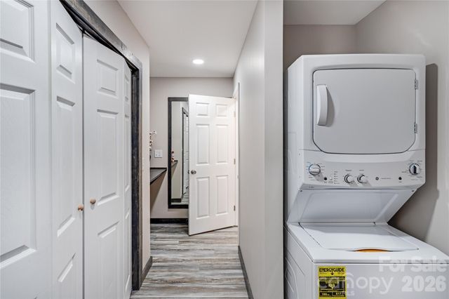 872 Mountainside Drive, Waynesville, NC 28786