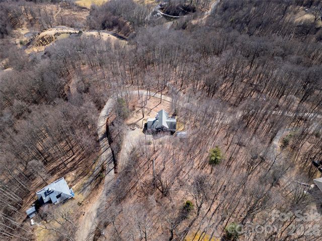 872 Mountainside Drive, Waynesville, NC 28786