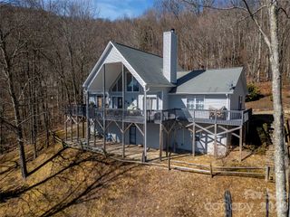 872 Mountainside Drive, Waynesville, NC 28786