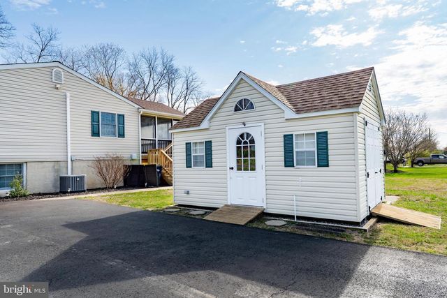 7 WEED LN, Elkton, MD 21921