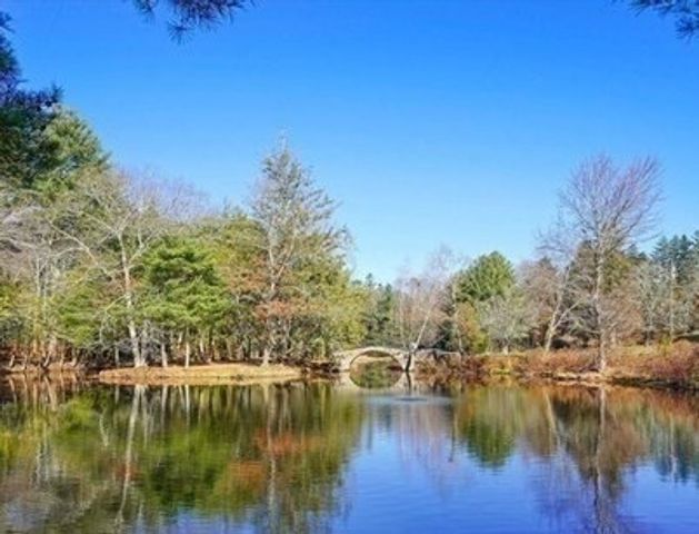 58 Bay Farm Rd 58, Duxbury, MA 02332