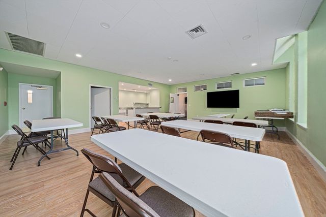 58 Bay Farm Rd 58, Duxbury, MA 02332