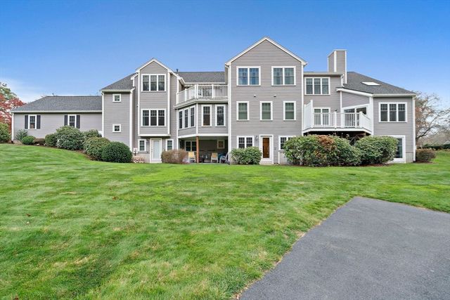 58 Bay Farm Rd 58, Duxbury, MA 02332