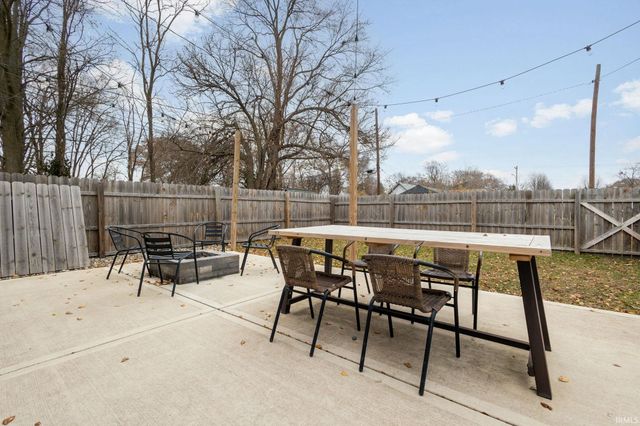 602 N Frances Street, South Bend, IN 46617