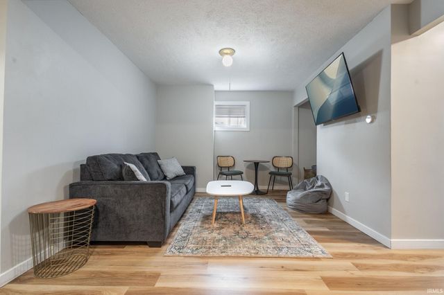 602 N Frances Street, South Bend, IN 46617