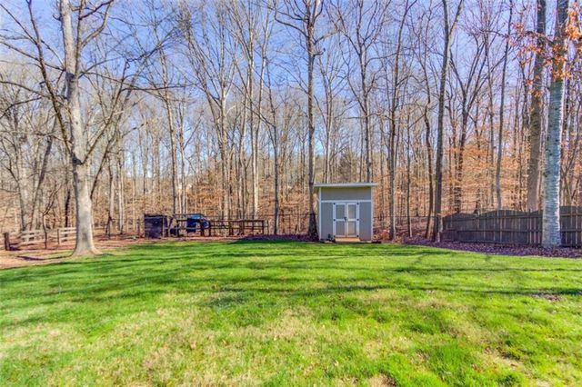 12 Chatham Court, Jefferson, GA 30549