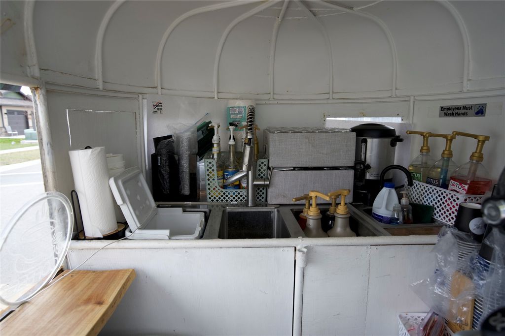 NHN Glacier Grinds Coffee, Kalispell, MT 59901 photo 16